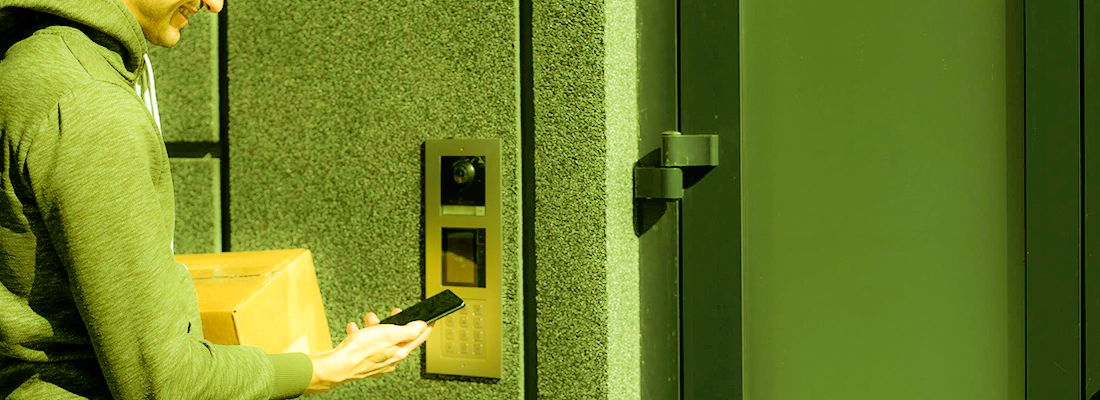Keyless Entry Systems for Storefronts in Richmond West, FL